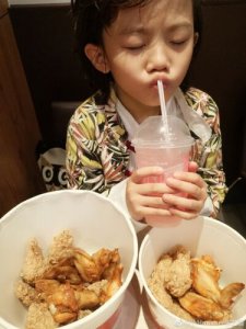 ​三生三世十里桃花中的阿离是谁演的？